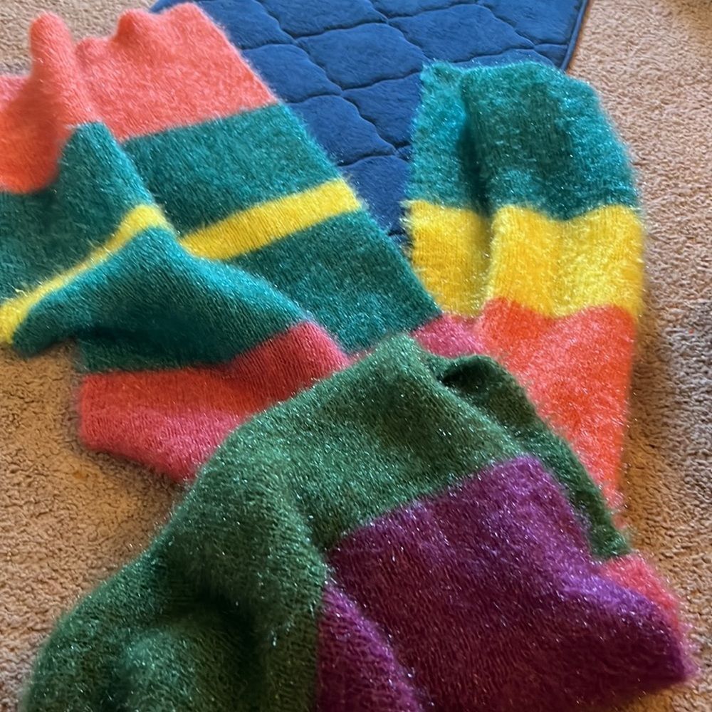 Camille & co acrylic scarf‎ - Picture 3 of 5
